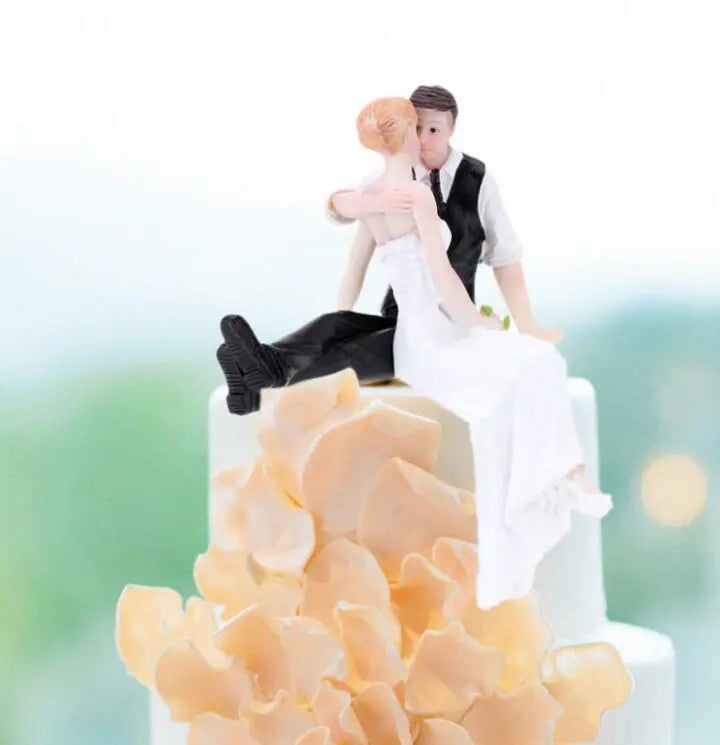 Wedding Cake Topper Resin Decoration for Couple